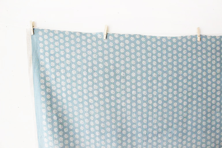 LINNETリネンプリント <br />
        ローズドット・グリーン